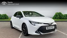 Pure white bitone Used 2022 Toyota Corolla Sport Hatchback | £18,990 (Fair price)