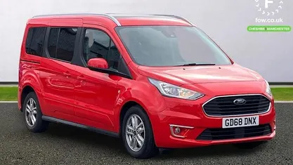 Used Ford Tourneo Titanium 120 HP (88 kW) 2021 Estate