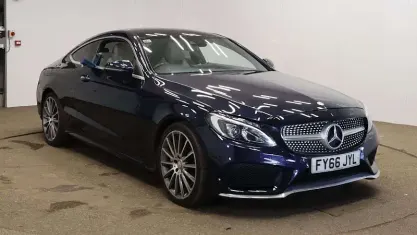 Begagnad Mercedes C250 AMG Line Premium Plus 204 HK (150 kW) 2018 Sportkupé