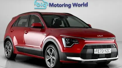 Używany Kia Niro 141 KM (103 kW) 2023 Czerwony SUV