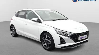Used Hyundai i20 Premium 101 HP (74 kW) 2025 Hatchback