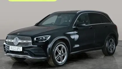 Usado Mercedes GLC220 AMG line 194 HP (142 kW) 2022 Preto Carrinha