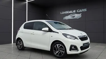 Used Peugeot 108 Allure 82 HP (60 kW) 2018 White Hatchback