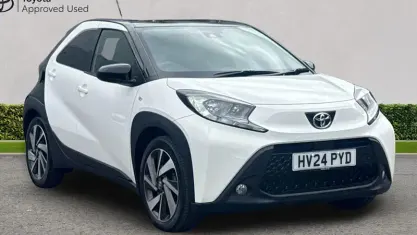 Used Toyota Aygo X 72 HP (52 kW) 2024 Pure white bitone SUV