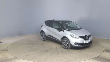 Used Renault Captur Iconic 90 HP (66 kW) 2018 Silver and black SUV