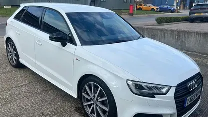 Used Audi A3 Sportback Black Edition 190 HP (139 kW) 2019 White Hatchback