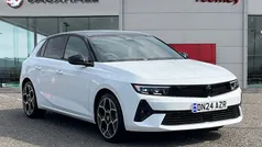 Used 2025 Vauxhall Astra Ultimate Hatchback | £19,000 (Good price)
