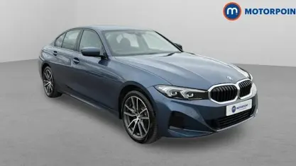Used BMW 330e Sport Line 292 HP (214 kW) 2025 Blue Sedan