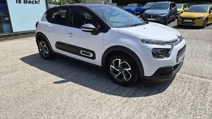 Used Citroën C3 PureTech 83 HP (61 kW) 2021 White Hatchback