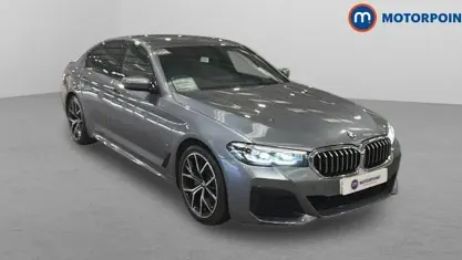 Begagnad BMW 520 M Sport 190 HK (139 kW) 2022 Blå Sedan