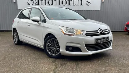 Used Citroën C4 VTR Sport 117 HP (86 kW) 2013 Hatchback