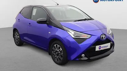Used Toyota Aygo X-clusiv 72 HP (52 kW) 2020 Blue Hatchback