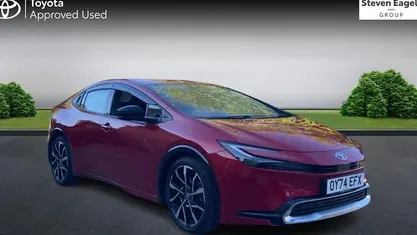 Used Toyota Prius 223 HP (164 kW) 2024 Red Hatchback