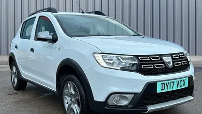 Used 2017 Dacia Sandero Lauréate Hatchback | £5,595 (Fair price)