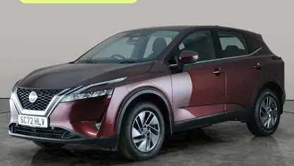 Used Nissan Qashqai Acenta Premium 140 HP (102 kW) 2022 Red SUV