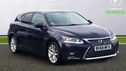 Used Lexus CT200h Luxury Line 136 HP (100 kW) 2018 Blue Hatchback