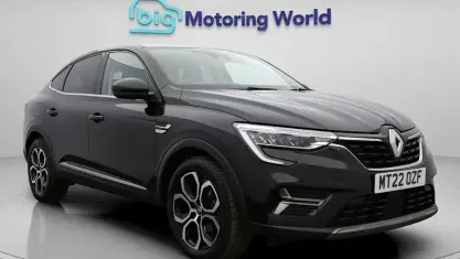 Usado Renault Arkana Version S 145 HP (106 kW) 2022 Preto SUV