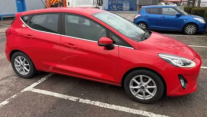 Red Used 2018 Ford Fiesta Zetec Hatchback | £11,199 (Fair price)