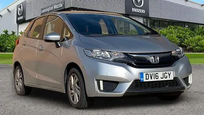 Used Honda Jazz SE 102 HP (75 kW) 2016 Silver Hatchback