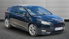 Black Used 2017 Ford Focus ST-Line Hatchback | £6,440 (Fair price)