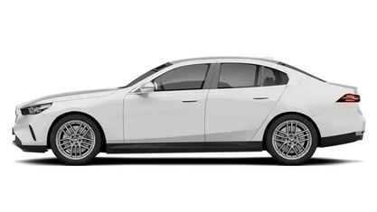 Novo BMW 530e M Sport 299 HP (219 kW) 2025 Sedan