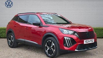 Używany Peugeot 2008 Allure 131 KM (96 kW) 2024 Czerwony SUV