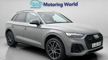 Usado Audi Q5 265 CV (194 kW) 2022 Gris SUV