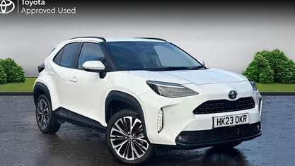 Used 2025 Toyota Yaris Hybrid Estate | £23,890 (Fair price)