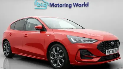 Used Ford Focus ST-Line 125 HP (91 kW) 2023 Red Hatchback