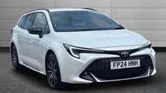 White Used 2024 Toyota Corolla Sport Estate | £25,050 (Fair price)