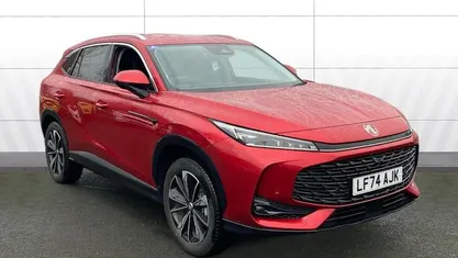 Used 2025 MG HS Trophy SUV | £19,140 (Fair price)