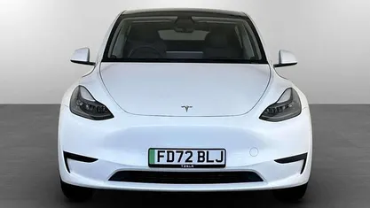 Used Tesla Model Y RWD 219 kW (299 HP) 2024 SUV