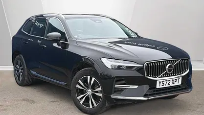 Used Volvo XC60 Core 349 HP (256 kW) 2022 SUV