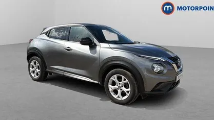 Begagnad Nissan Juke N-Connecta 114 HK (83 kW) 2023 SUV