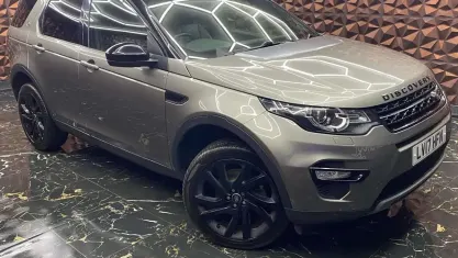 Used Land Rover Discovery Sport HSE 179 HP (131 kW) 2017 Silver SUV