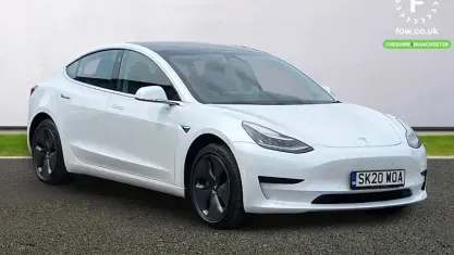 Used Tesla Model 3 Standard Range 239 kW (325 HP) 2020 White Sedan