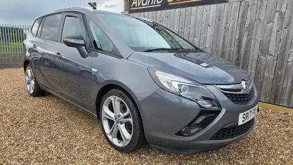 Used Vauxhall Zafira Tourer SRi 170 HP (125 kW) 2016 MPV
