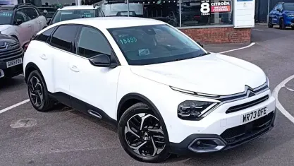 Used Citroën C4 PureTech 131 HP (96 kW) 2024 White Hatchback