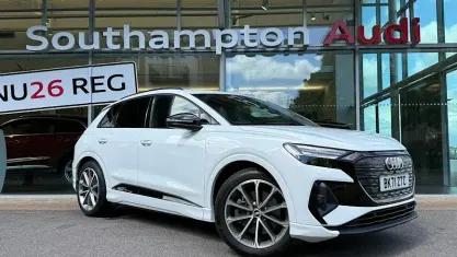 Usado Audi Q4 e-tron 219 kW (299 HP) 2022 SUV