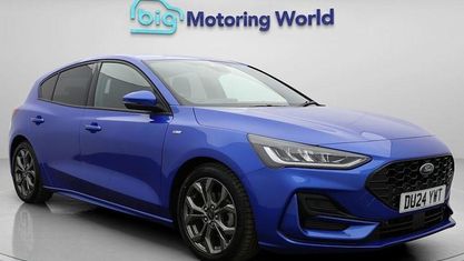 Używany Ford Focus ST-Line 125 KM (91 kW) 2024 Niebieski Hatchback
