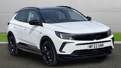 Begagnad Vauxhall Grandland X SRi 131 HK (96 kW) 2021 Vit SUV