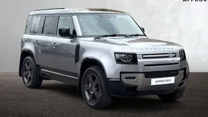 Used Land Rover Defender HSE Dynamic 300 HP (220 kW) 2024 SUV