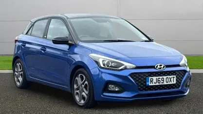 Used Hyundai i20 84 HP (61 kW) 2020 Blue Hatchback