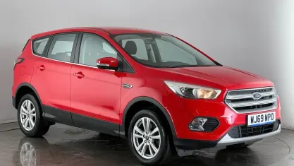 Used Ford Kuga Zetec 150 HP (110 kW) 2019 Red SUV