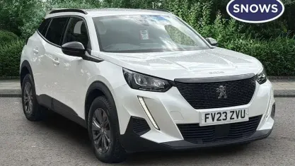 Used Peugeot 2008 Active+ 101 HP (74 kW) 2023 White SUV