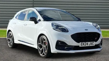 Used Ford Puma ST 170 HP (125 kW) 2023 White SUV