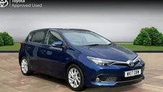 Blue Used 2017 Toyota Auris Business Edition Hatchback | £8,990 (Fair price)