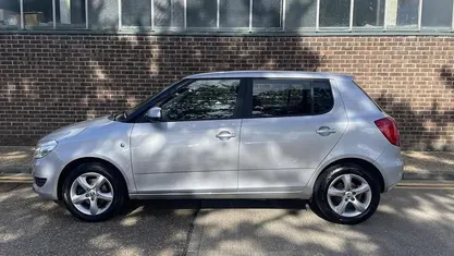 Used Skoda Fabia SE 69 HP (50 kW) 2014 Hatchback