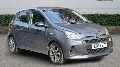 Used Hyundai i10 67 HP (49 kW) 2019 Grey Hatchback