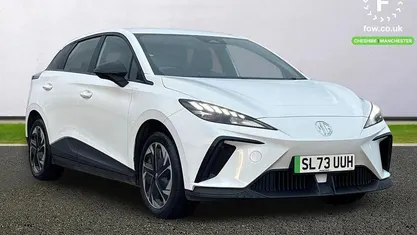 White Used 2023 MG MG4 EV SE Hatchback | £13,899 (Fair price)